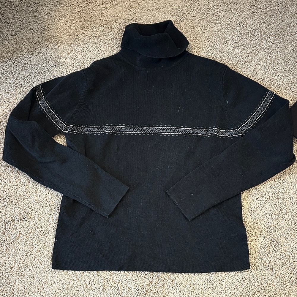 Eddie Bauer Embroidered Turtleneck